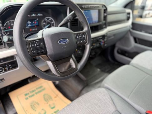 Used 2024 Ford F350 XLT image 12