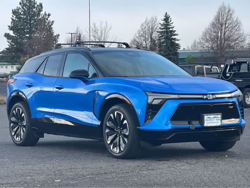 New 2026 Chevrolet Blazer EV RS image 9