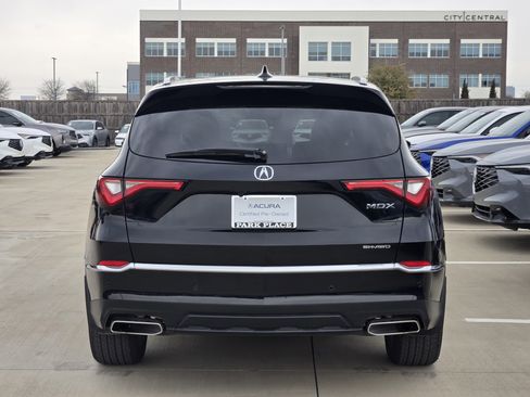 Used 2023 Acura MDX SH-AWD w/ Advance Package image 18