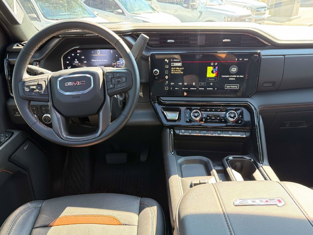 Used 2024 GMC Sierra 2500 AT4 w/ AT4 Premium Plus Package AWD/4WD image 17