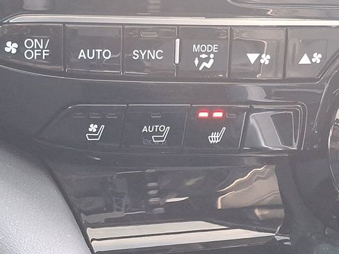 Used 2024 Acura MDX SH-AWD w/ Advance Package image 24