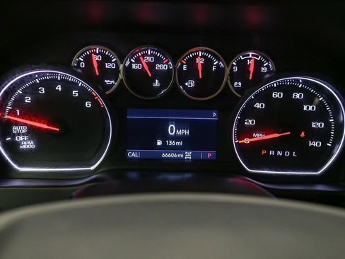 Used 2021 Chevrolet Silverado 1500 LT Trail Boss w/ Convenience Package II AWD/4WD image 40