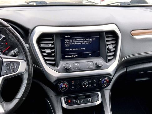 Used 2022 GMC Acadia SLE w/ Elevation Edition FWD image 7