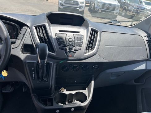 Used 2015 Ford Transit 350 XLT RWD image 9