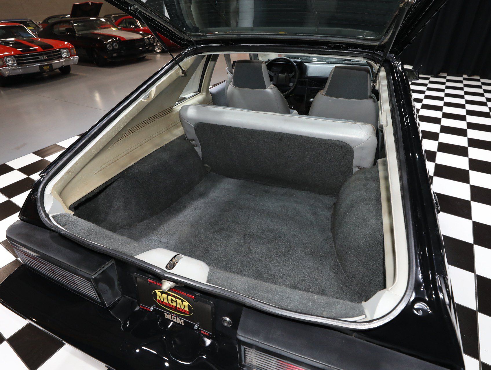 Used 1987 Dodge Charger Shelby FWD image 5