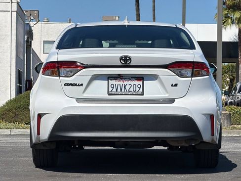 Used 2025 Toyota Corolla LE FWD image 6