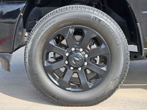 Used 2022 RAM 3500 Big Horn w/ Night Edition AWD/4WD image 12