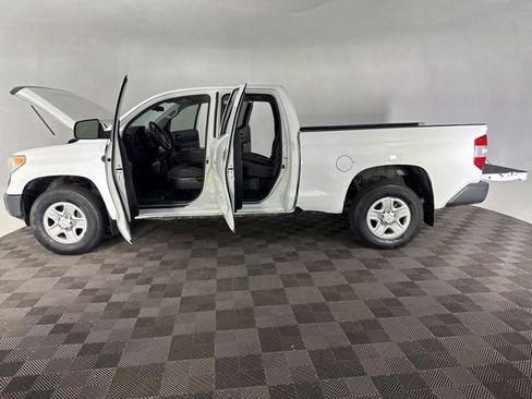 Used 2015 Toyota Tundra SR AWD/4WD image 9