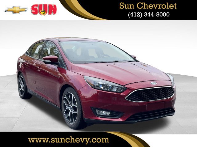 Used 2017 Ford Focus SEL w/ Cold Weather Package FWD image 1