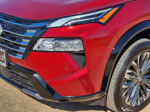 New 2026 Nissan Rogue Platinum w/ Platinum Premium Package image 9