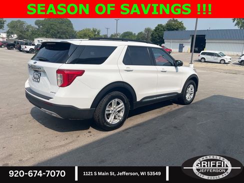 Used 2023 Ford Explorer XLT w/ Equipment Group 202A image 5