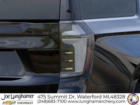 New 2026 Chevrolet Suburban High Country AWD/4WD image 31