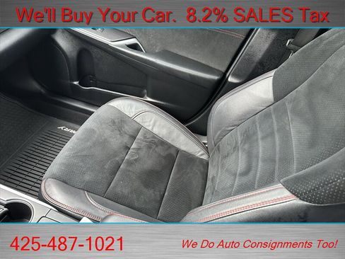 Used 2015 Toyota Camry XSE w/ Moonroof Package image 16