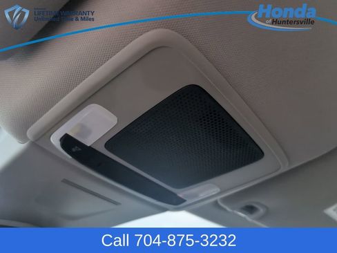 Used 2023 Honda Civic LX image 29