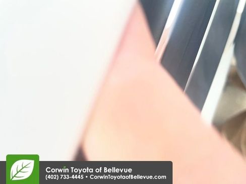 Used 2018 Chevrolet Suburban Premier image 21