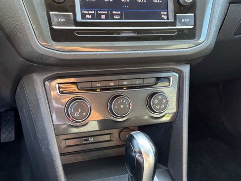 Used 2019 Volkswagen Tiguan S FWD image 20