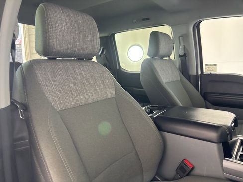 Used 2025 Ford F250 XLT w/ FX4 Off-Road Package image 25