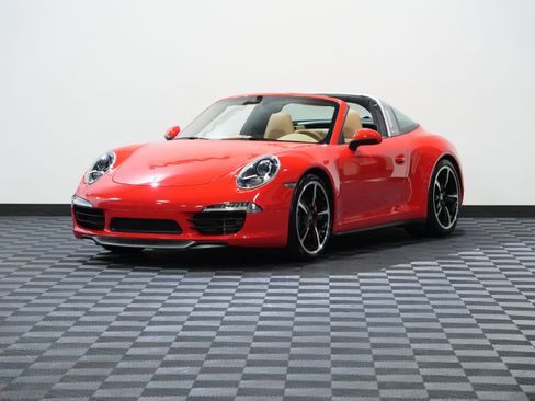 Used 2014 Porsche 911 Targa 4S AWD/4WD image 3
