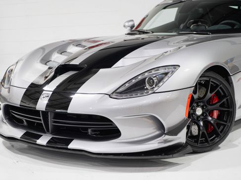 Used 2016 Dodge Viper ACR RWD image 31