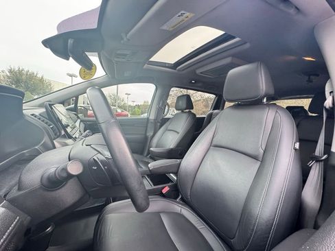 Used 2023 Honda Odyssey Touring image 23