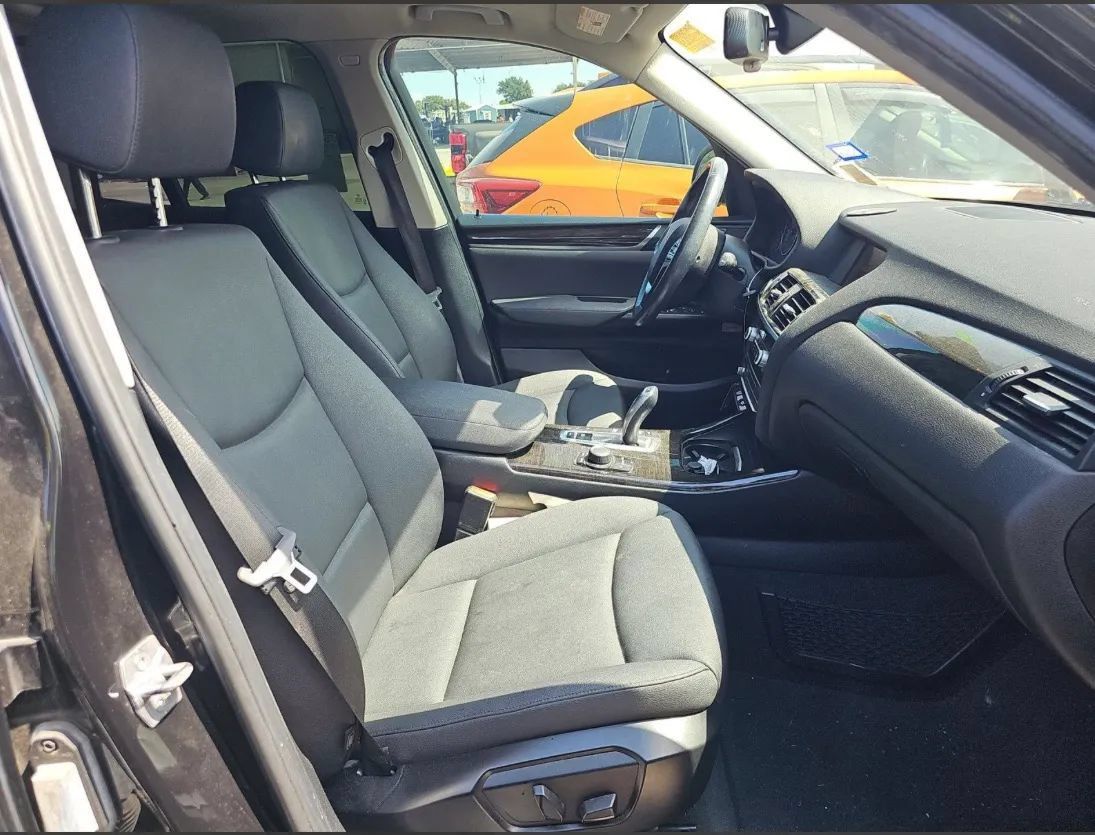 Used 2017 BMW X3 xDrive28i AWD/4WD image 8