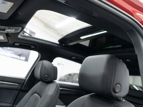 Used 2023 Audi Q3 2.0T Premium image 8