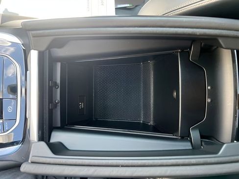 Used 2022 BMW X5 M50i w/ Executive Package image 24