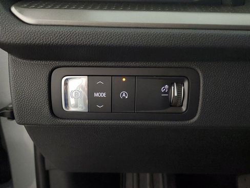 New 2026 Chevrolet Traverse LT w/ Midnight/Sport Edition FWD image 25