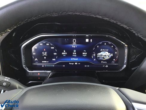 Used 2023 Chevrolet Silverado 1500 LT image 32