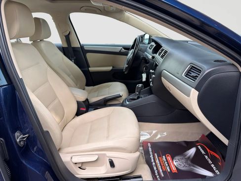 Used 2013 Volkswagen Jetta SE FWD image 20