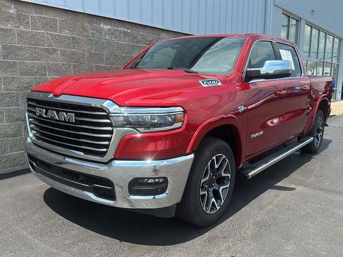 Used 2026 RAM 1500 Laramie w/ Chrome Appearance Group AWD/4WD image 36