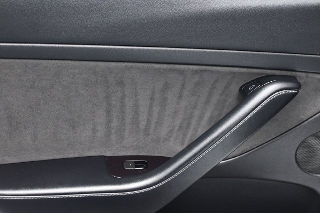 Used 2023 Tesla Model 3 Standard Range RWD image 14