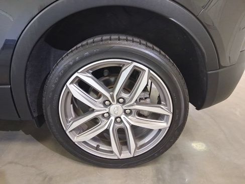 Used 2020 Cadillac XT4 Sport w/ Driver Assist Package AWD/4WD image 18