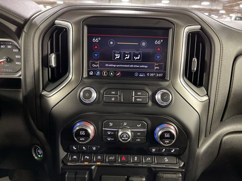 Used 2020 GMC Sierra 1500 AT4 w/ AT4 Premium Package image 26