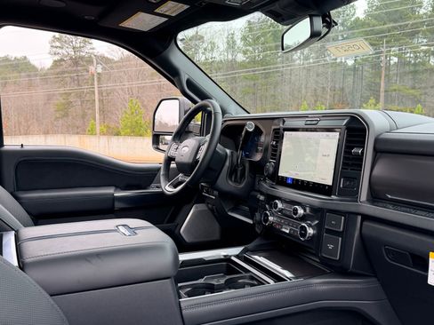 New 2026 Ford F250 Platinum w/ FX4 Off-Road Package image 44