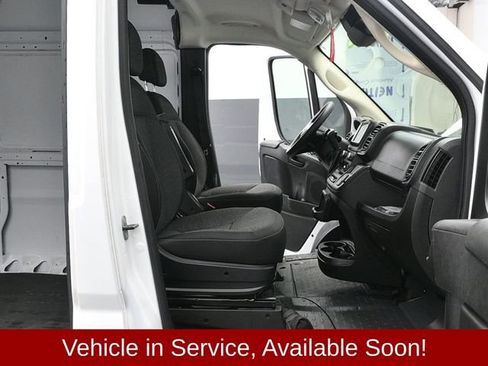 Used 2025 RAM ProMaster 2500 w/ Convenience Group image 10