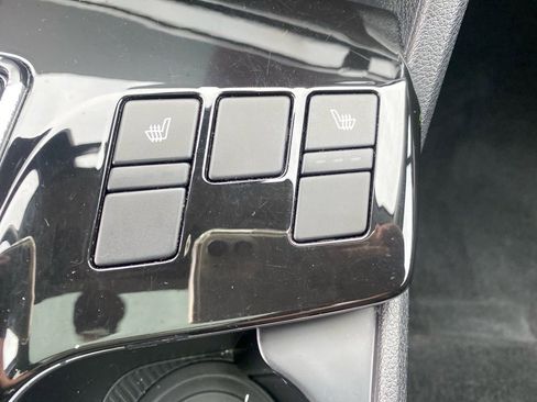 Used 2023 Kia Sportage SX image 15