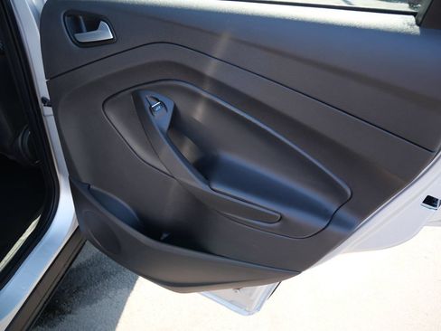 Used 2019 Ford Escape SE AWD/4WD image 26
