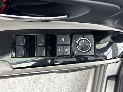 Used 2016 Lexus IS 200t w/ Premium Package image 18