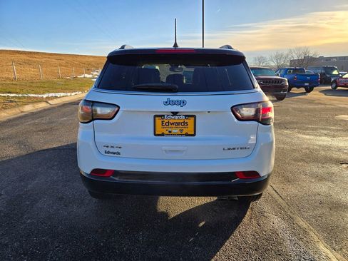 Used 2022 Jeep Compass Limited w/ Elite Group image 5