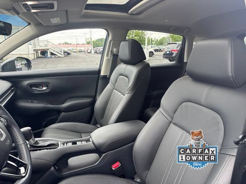 Used 2025 Honda HR-V EX-L image 17