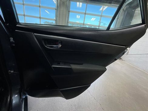 Used 2019 Toyota Corolla LE FWD image 22