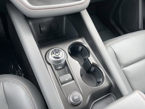 New 2026 Ford Explorer Active w/ Active Comfort Package image 15