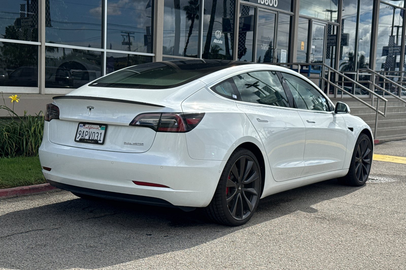 Used 2020 Tesla Model 3 Performance AWD/4WD image 5
