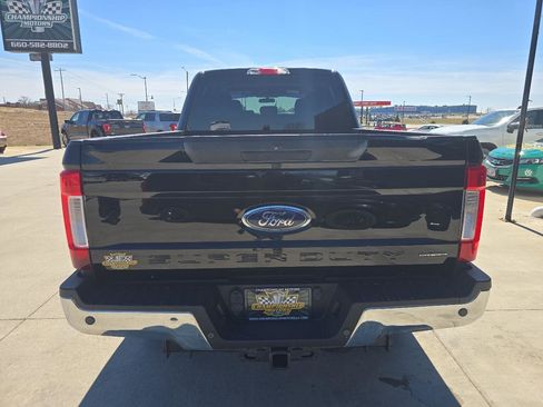 Used 2017 Ford F250 XLT w/ XLT Value Package image 4