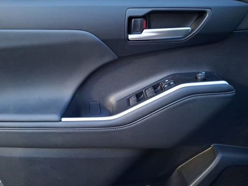 New 2026 Toyota Highlander XSE image 7