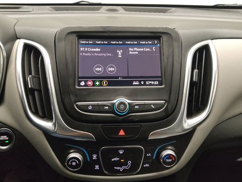Used 2021 Chevrolet Equinox LS w/ LS Convenience Package FWD image 25