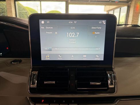 Used 2018 Lincoln Navigator Reserve w/ Technology Package image 54