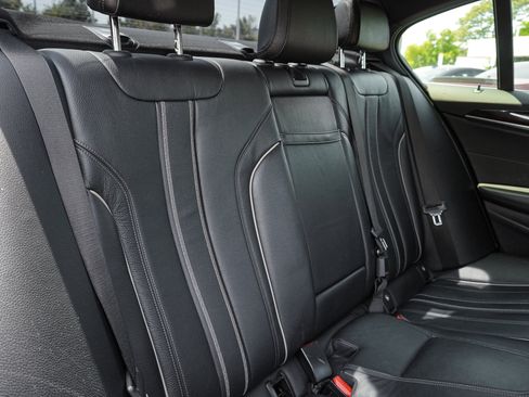 Used 2018 BMW 540i xDrive w/ Premium Package image 31