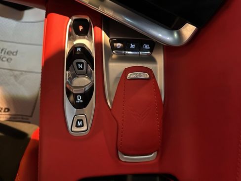 Used 2025 Chevrolet Corvette Stingray Premium Conv w/ Z51 Performance Package image 17